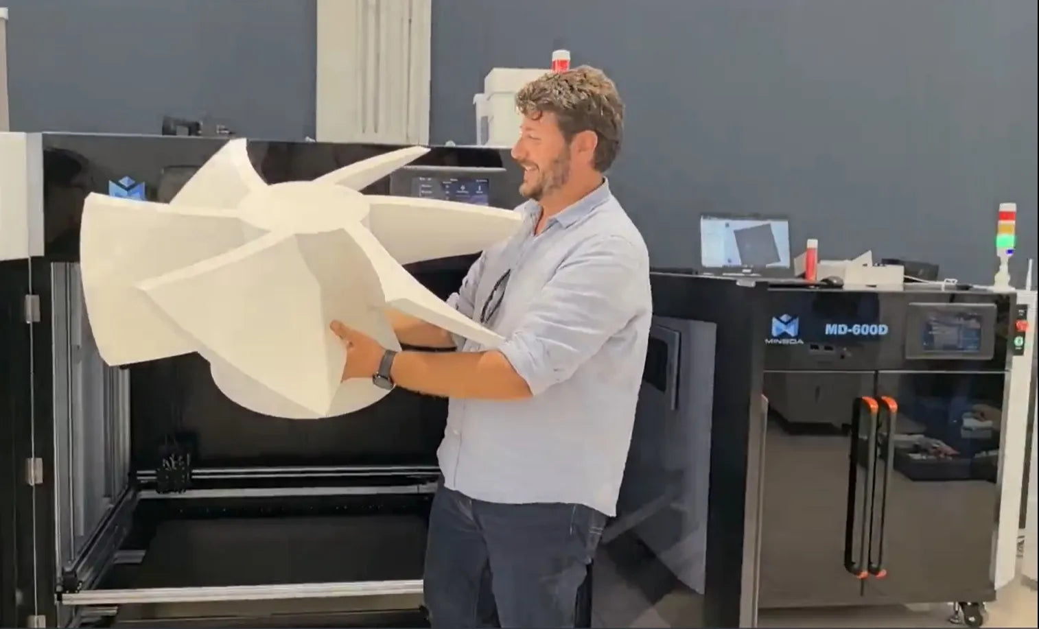 MINGDA MD-1000D Large-Format Industrial 3D Printer